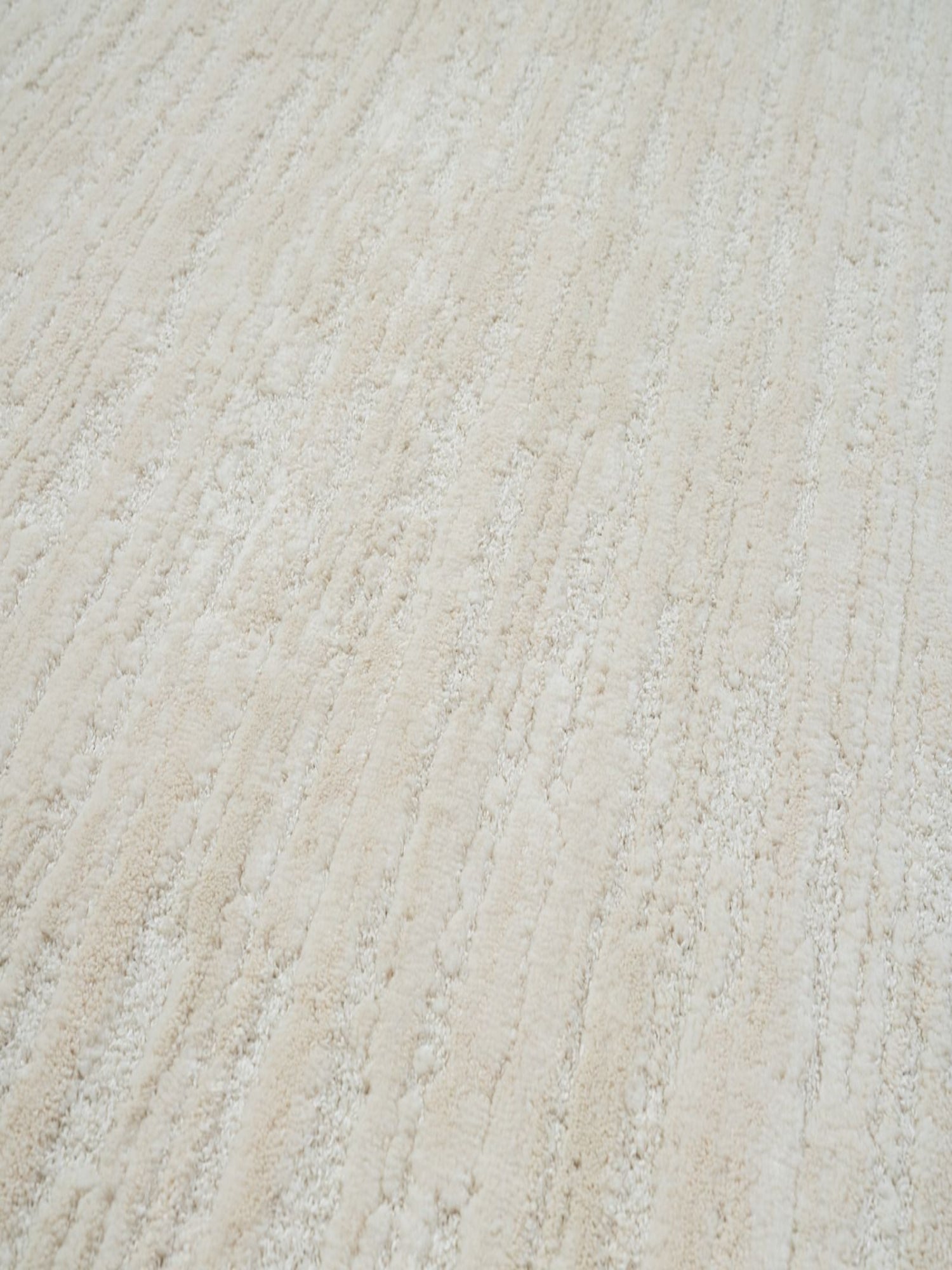 LIVA™ Cream Luxe Area Rug